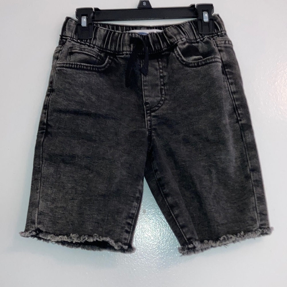 Old Navy Karate Slim Shorts Size 8 Boys